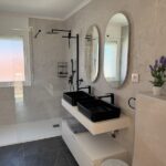 Bathroom Black & White